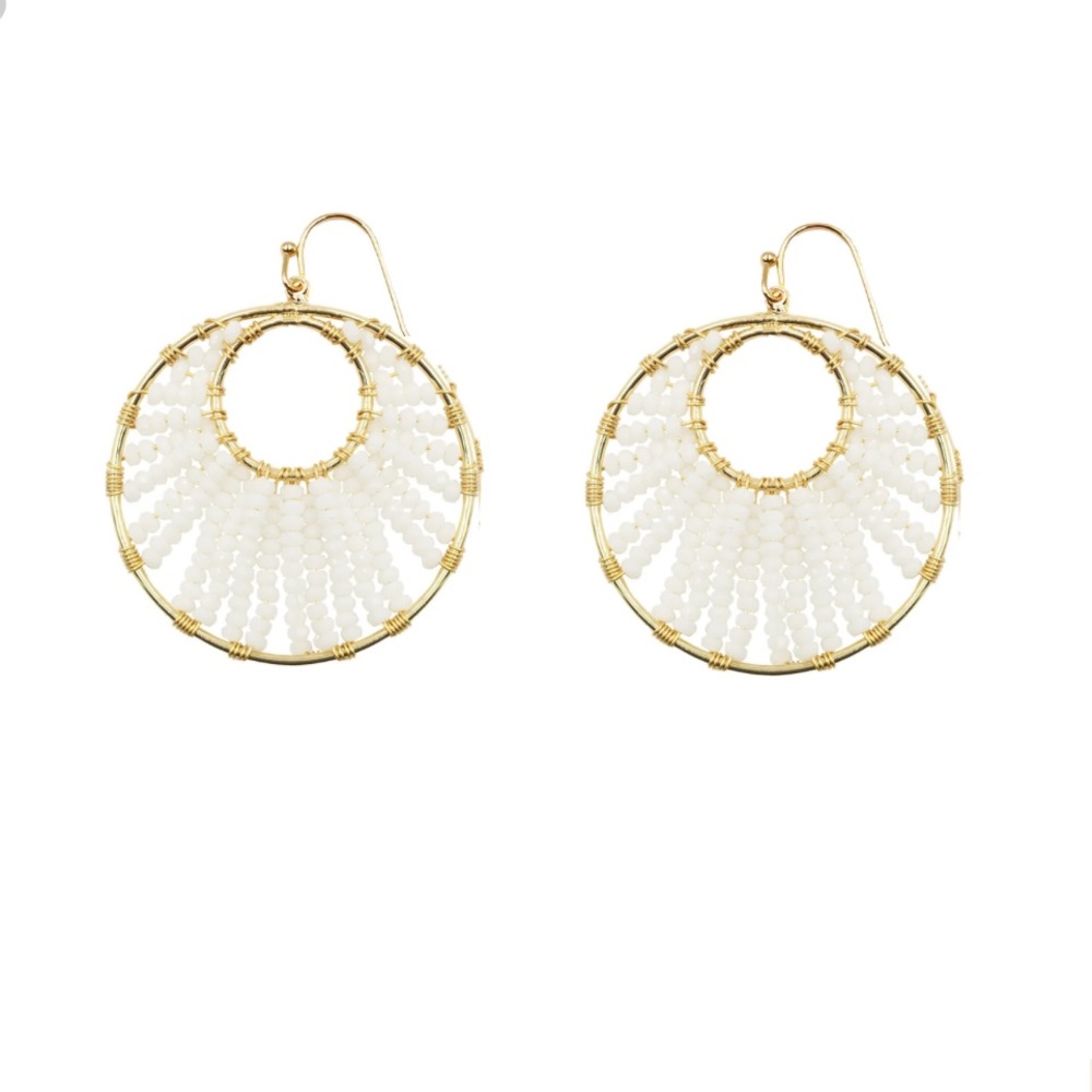 Kinsley Armelle Perla Earrings !